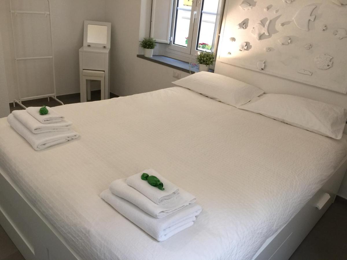 G30 Finalborgo Lodging'N Bike Box Finale Ligure Exterior foto