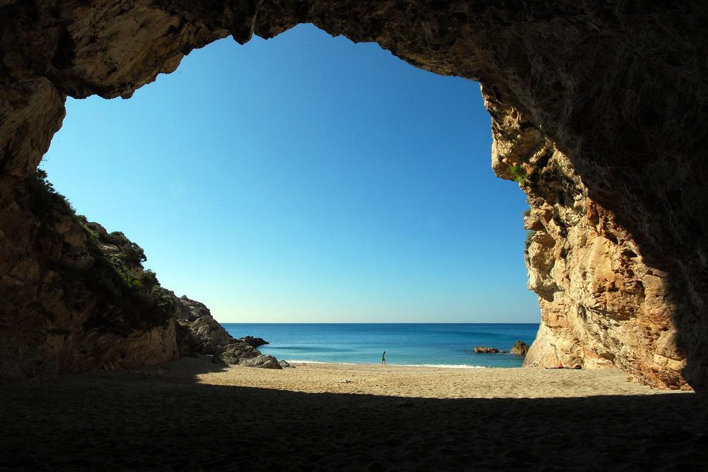 G30 Finalborgo Lodging'N Bike Box Finale Ligure Exterior foto